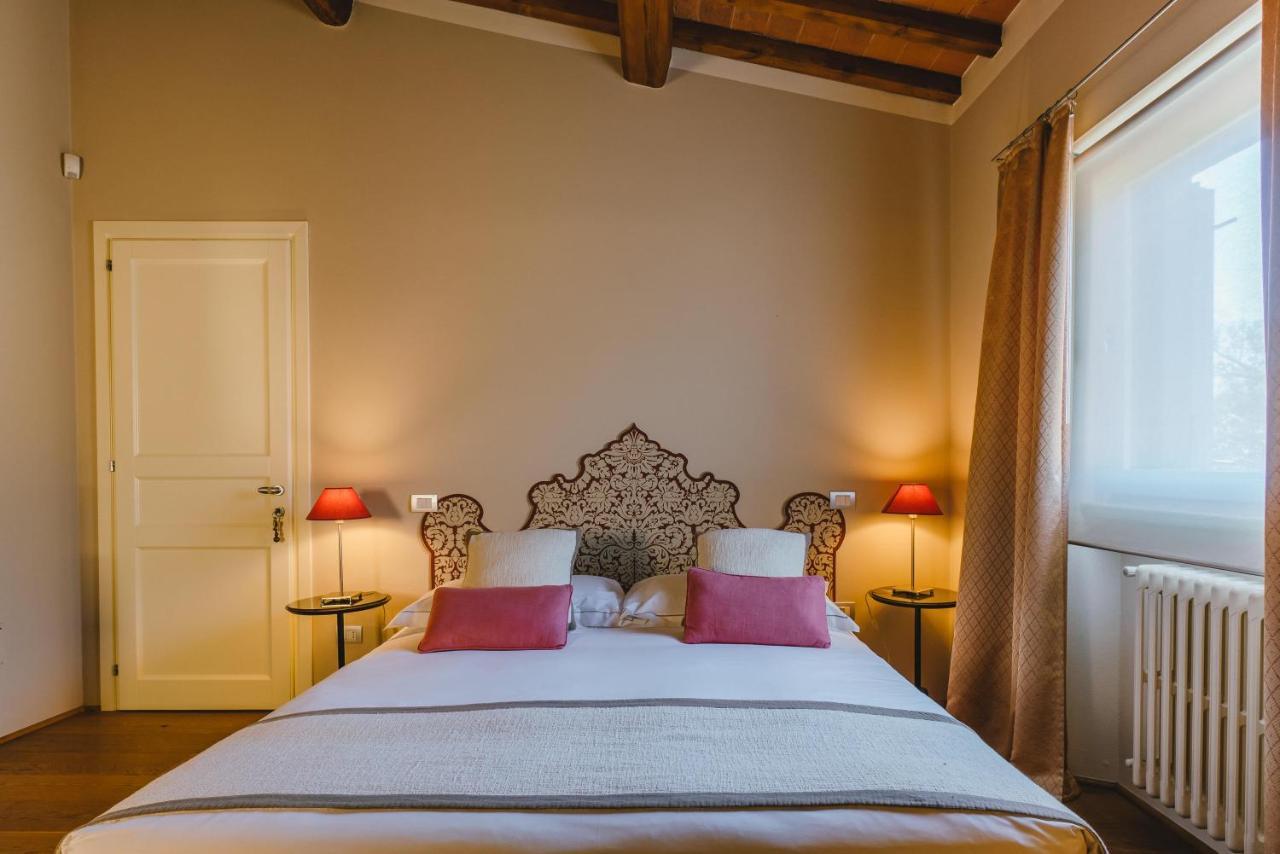 Duchess Boutique De Charme Bed & Breakfast ฟลอเรนซ์ ภายนอก รูปภาพ