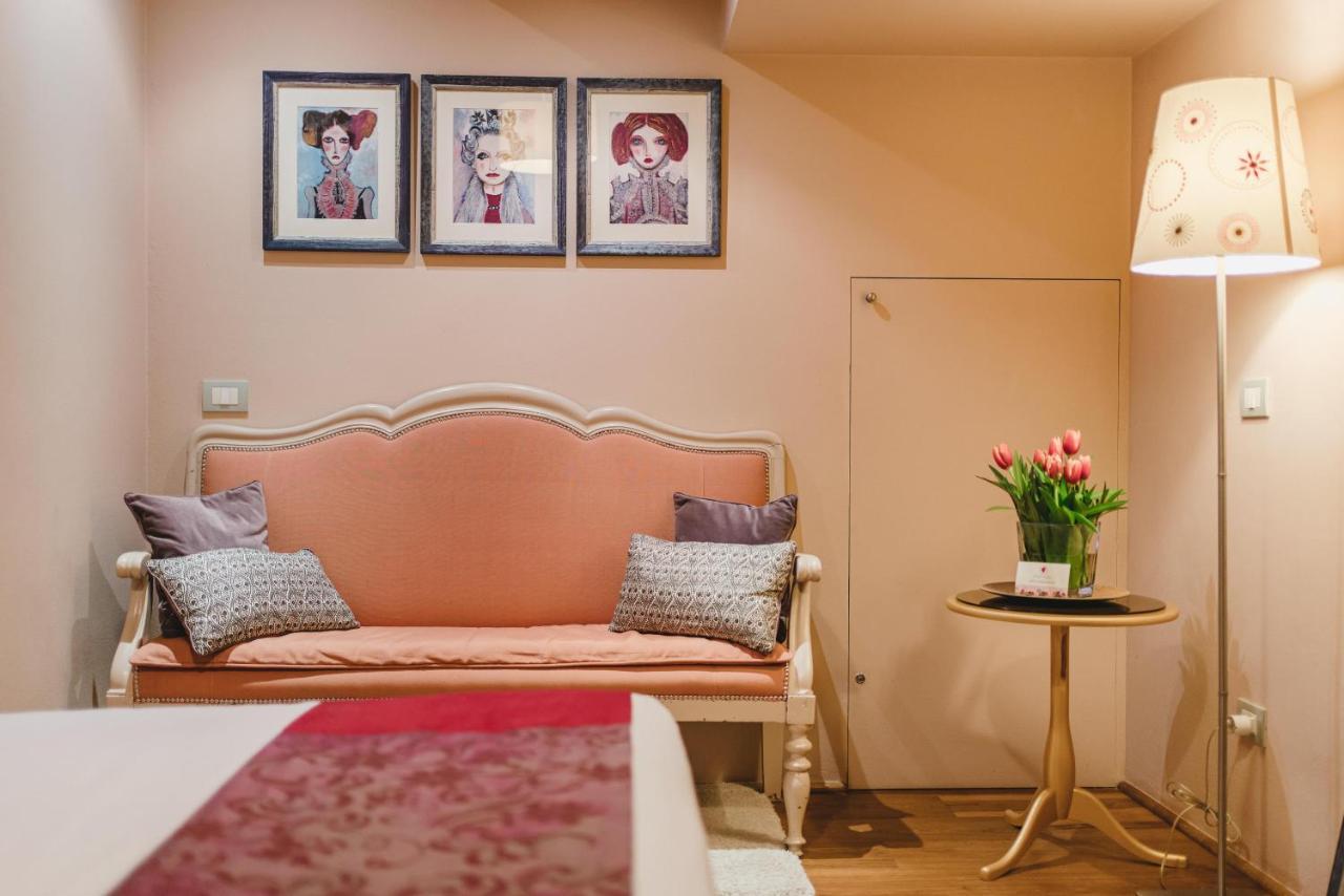 Duchess Boutique De Charme Bed & Breakfast ฟลอเรนซ์ ภายนอก รูปภาพ
